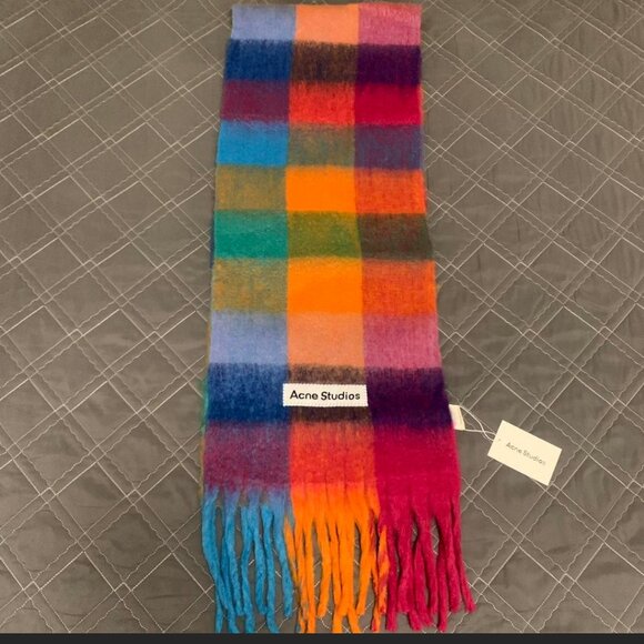 Acne Sudios scarf - Picture 4 of 5